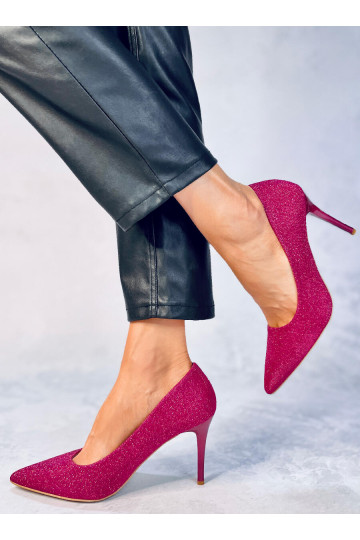 Schoenen met hoge hakken...