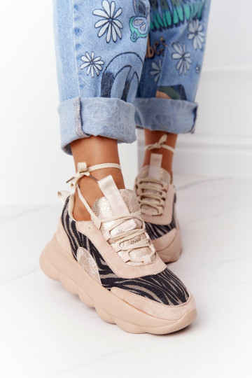 Sportieve schoenen met een...