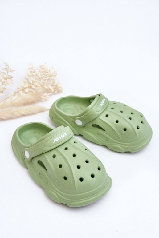 Kinderslippers type Crocs in de kleur... Kinderslippers type Crocs in de kleur...