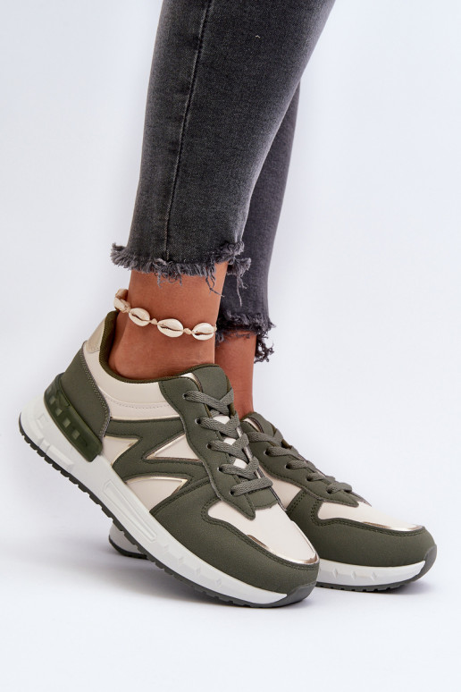 Sneakers model schoenen groene kleur... Sneakers model schoenen groene kleur...