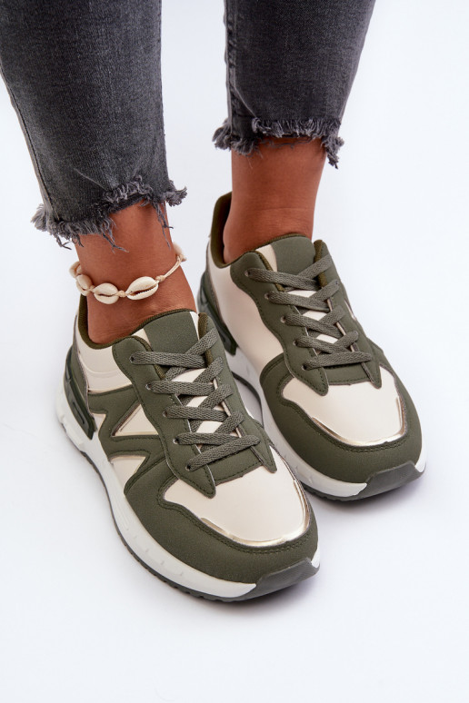 Sneakers model schoenen groene kleur... Sneakers model schoenen groene kleur...
