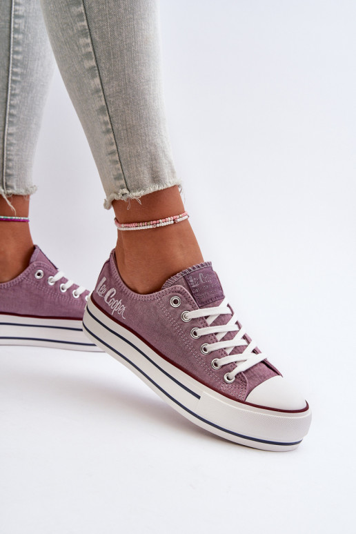 Casual schoenen met een massieve zool... Casual schoenen met een massieve zool...