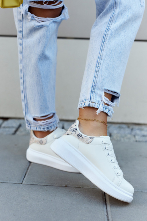 Klassiek model sportschoenen in...