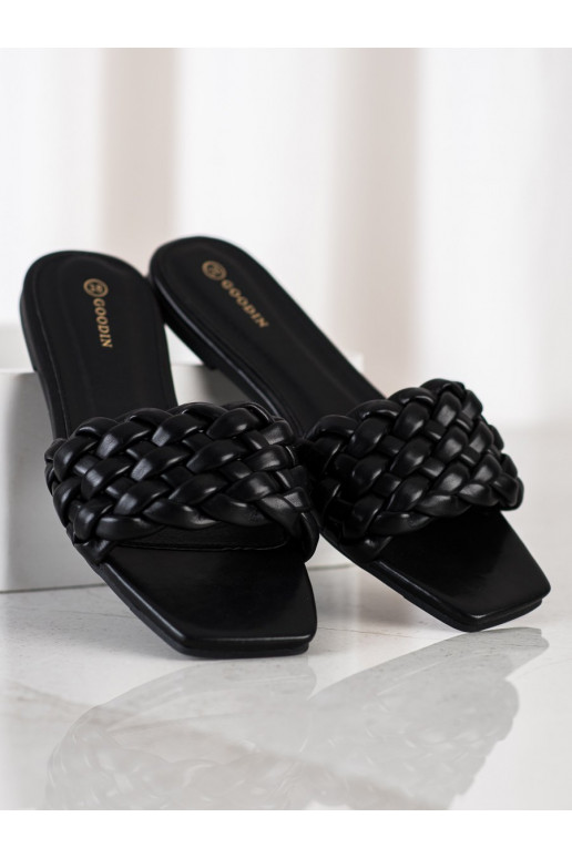 Slippers gemaakt van eco-leer Slippers gemaakt van eco-leer