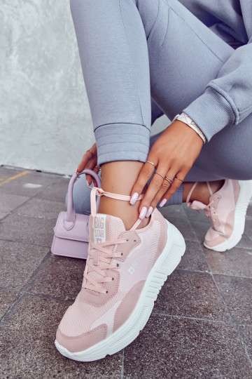 Modieuze sneakers model...