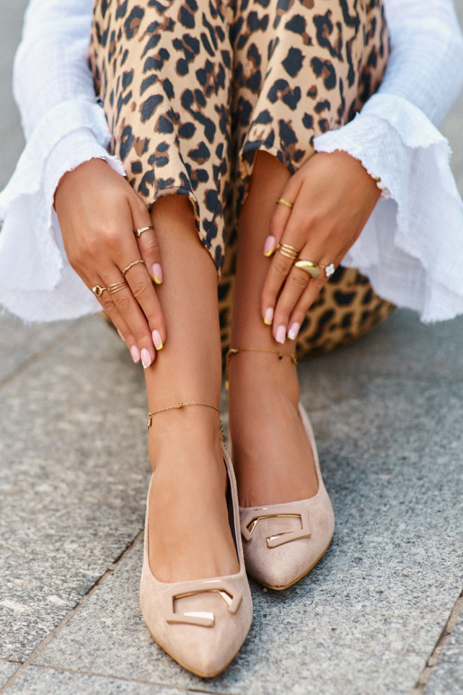 Schoenen met lage hakken met...