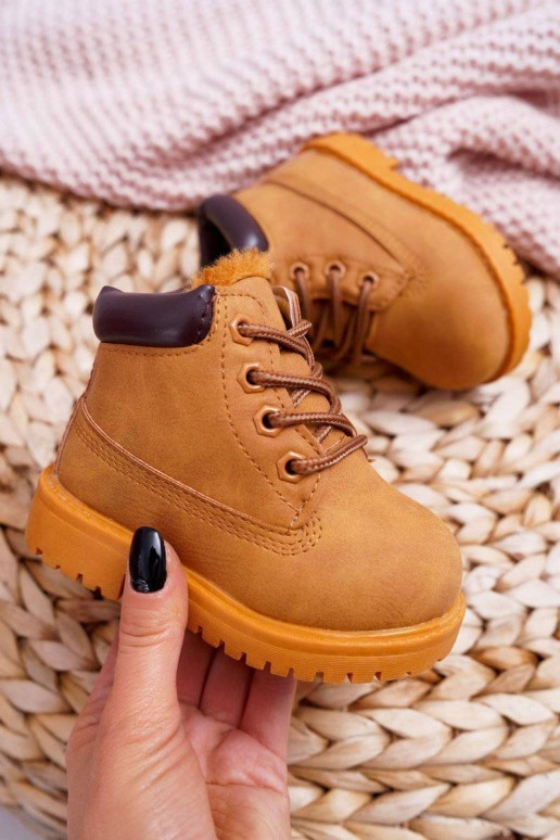 Warme bruine kinderlaarzen Warme bruine kinderlaarzen