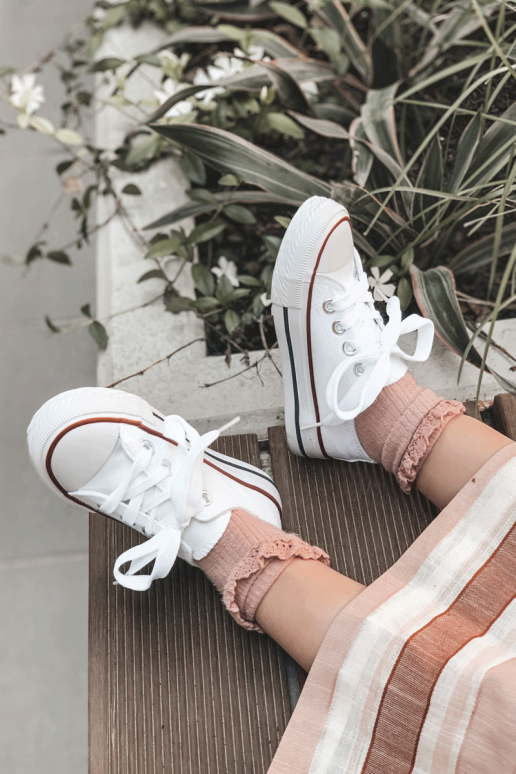 Klassieke kindersportschoenen in... Klassieke kindersportschoenen in...