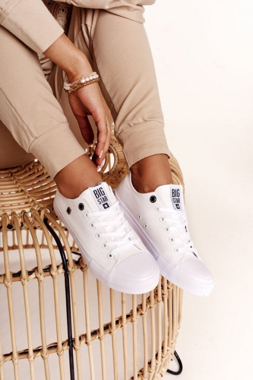 Klassiek model sneakers met platte zolen BIG STAR AA274010 witte kleur