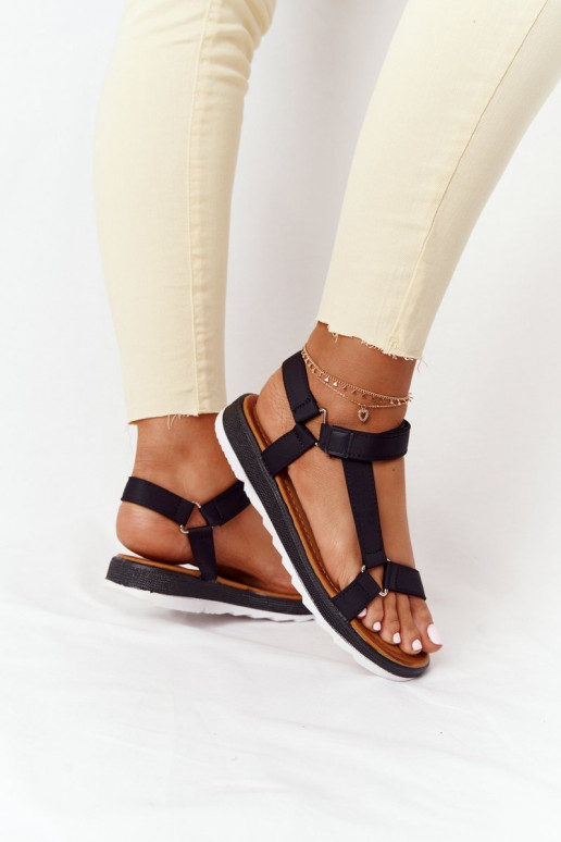 Damessandalen met rubberen zolen in de zwarte kleur Stranger