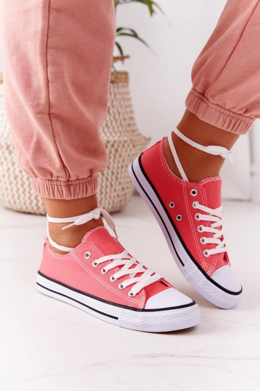 Klassiek model vrijetijdsschoenen in koraalkleur Klassiek model vrijetijdsschoenen in koraalkleur