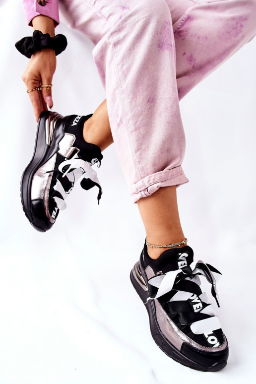 Schoenen in sportstijl Sneakers model schoenen Zwart en zilverkleur Dexla