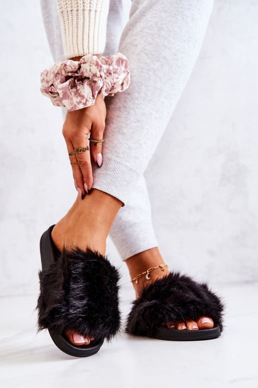 Slippers met bont in de kleur zwart Pollie