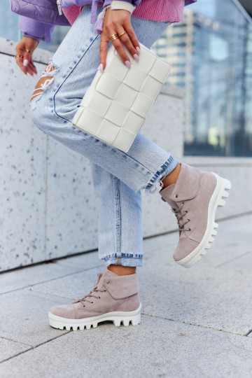 Dalles suède enkellaarsjes met bandjes