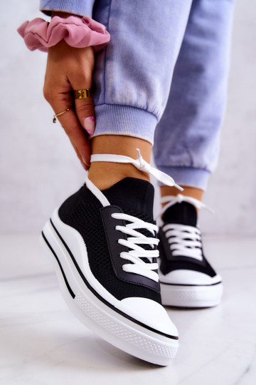 Sneakers met een sokachtige zool in de zwarte kleur Soren
