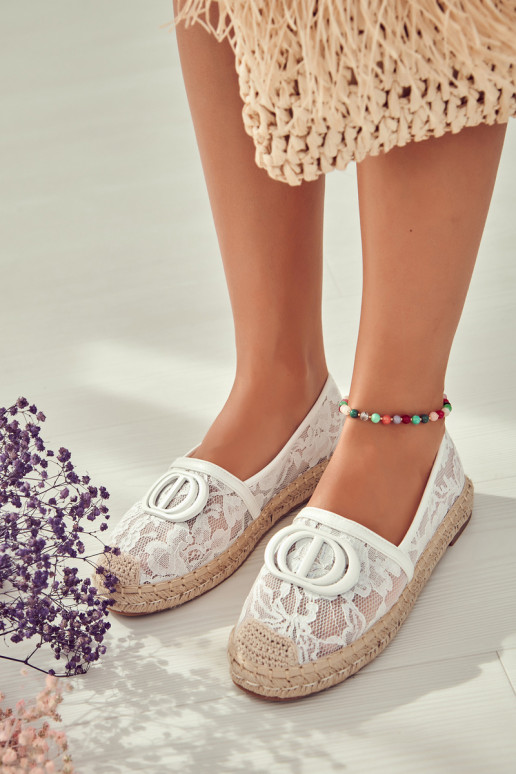 Espadrilles van kant met ornamenten in de witte kleur Summer Dream Espadrilles van kant met ornamenten in de witte kleur Summer Dream