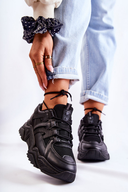 Stijlvolle vrijetijdsschoenen in de kleur zwart Daren Stijlvolle vrijetijdsschoenen in de kleur zwart Daren