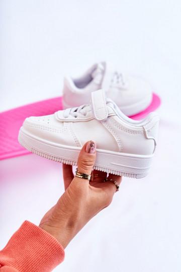Kindersportschoenen met zelfklevende sluitingen in de kleur wit Elike 2