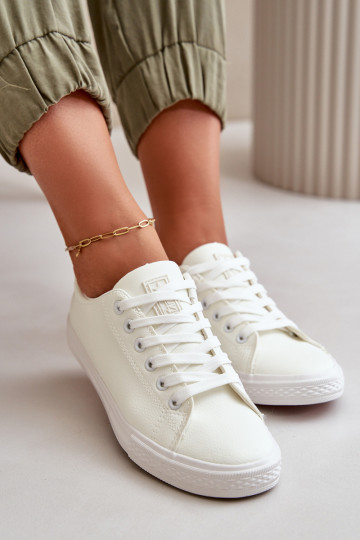 met bandjes Klassiek model vrijetijdsschoenen in witte kleur Misima 2