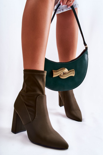 Stoffen laarzen met hak in kaki kleur Amile