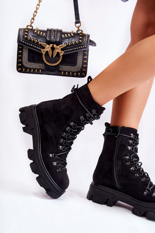 Verwarmde suède dikke laarzen met bandjes in zwart Pierro Verwarmde suède dikke laarzen met bandjes in zwart Pierro