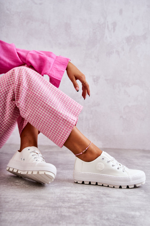 met vrijetijdsschoenen met lakeffect Big Star KK274045 witte kleur met vrijetijdsschoenen met lakeffect Big Star KK274045 witte kleur