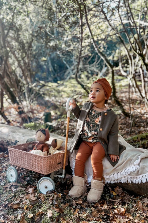 Verwarmde kindersnowboots met linten beige Meriva Verwarmde kindersnowboots met linten beige Meriva