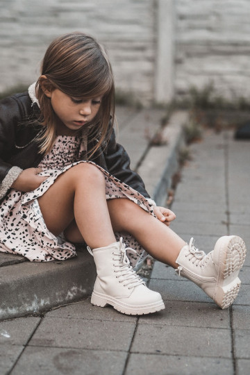 Kinderlaarzen met rits beige Omua 2