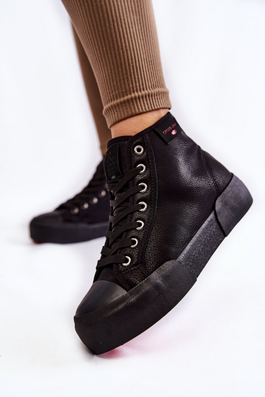 vrijetijdsschoenen met een zool Cross Jeans KK2R4055C zwarte kleur vrijetijdsschoenen met een zool Cross Jeans KK2R4055C zwarte kleur