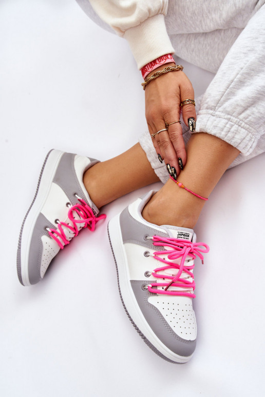 Klassiek model sportschoen met veters Wit-grijze kleur Jella