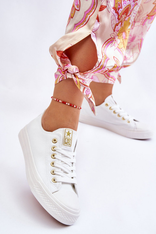 Klassiek model vrijetijdsschoenen Wit-goud kleur Ecoma