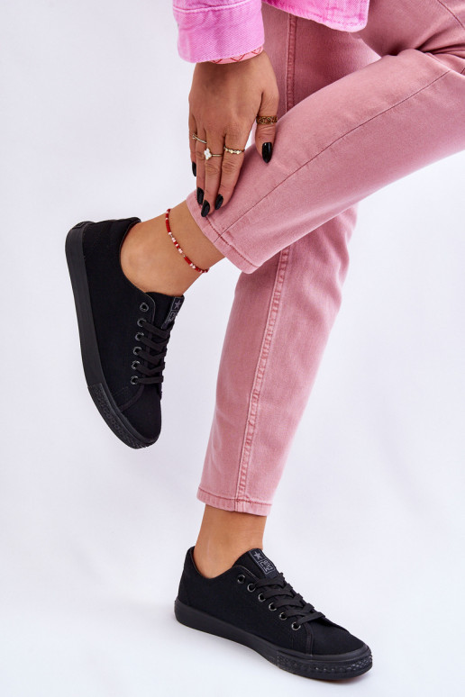 met bandjes Klassiek model vrijetijdsschoenen in de kleur zwart Eleya met bandjes Klassiek model vrijetijdsschoenen in de kleur zwart Eleya