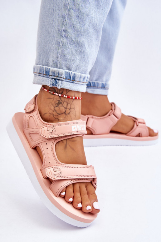 Sandalen in sportstijl met platform Big Star LL274788 roze kleur Sandalen in sportstijl met platform Big Star LL274788 roze kleur