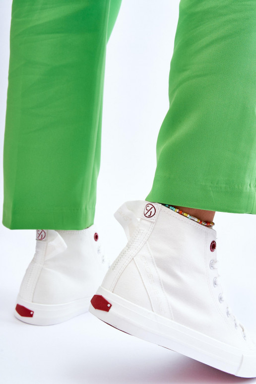 Cross Jeans LL2R4086C witte kleur vrijetijdsschoenen met een klassiek model Cross Jeans LL2R4086C witte kleur vrijetijdsschoenen met een klassiek model