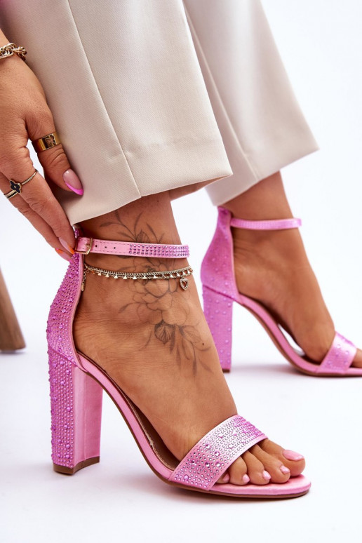Elegante sandalen met hoge hak en sprankelende oogjes in de roze kleur Idealistic