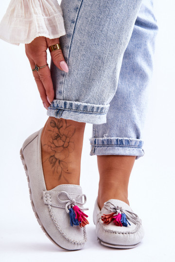 Suede mocassins met franjes in het grijs Dorine