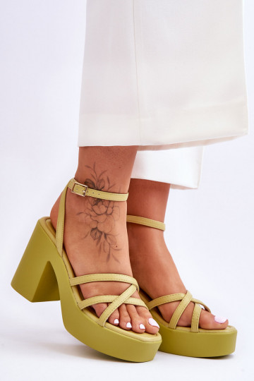 Elegante sandalen met hoge hak en riempjes van Shemira 2