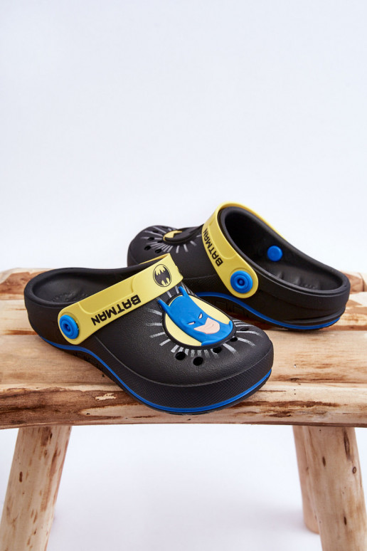 Kinderpantoffels in crocs-stijl Batman Grendene Kids JJ385005 zwarte kleur Kinderpantoffels in crocs-stijl Batman Grendene Kids JJ385005 zwarte kleur