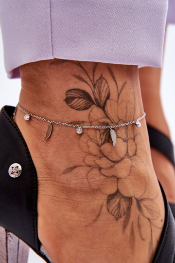 Beenarmband met veren en zirkonia's in zilverkleur