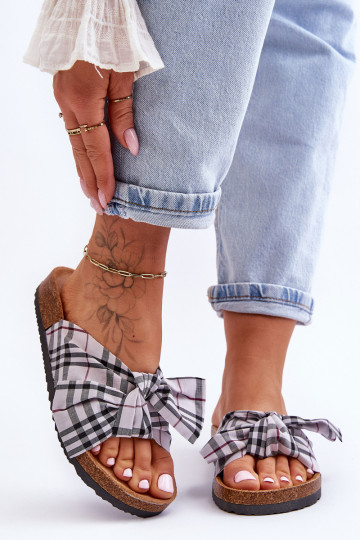 Slippers met linten met een platform in grijs Vero 2