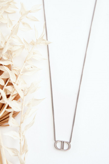 Ketting gemaakt van roestvrij staal in zilverkleur