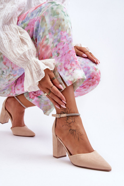 Suede schoenen met sprankelende oogjes in beige kleur Diamond