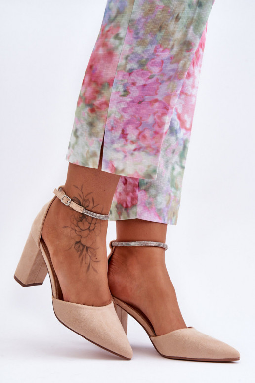 Suede schoenen met sprankelende oogjes in beige kleur Diamond