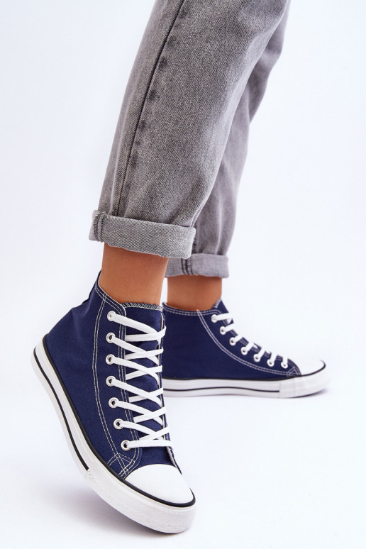 Klassiek model sneakers in donkerblauwe kleur van Remos