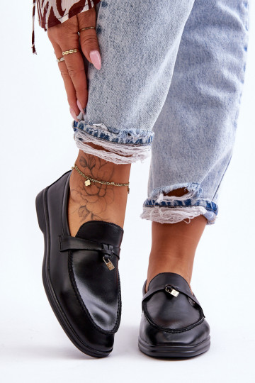 Klassiek model damesmocassins in de kleur zwart Cortez 2