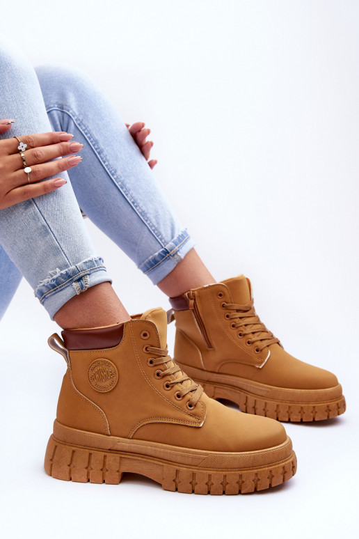 schoenen met een platform in de bruine kleur Calys schoenen met een platform in de bruine kleur Calys