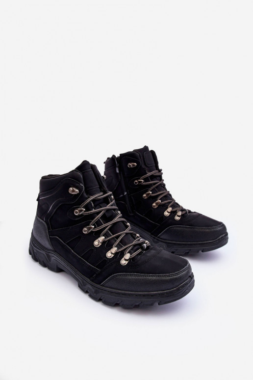 Wandelschoenen zijn verwarmd in zwarte Cowder Wandelschoenen zijn verwarmd in zwarte Cowder