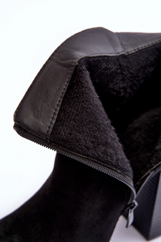 Suède schoenen in de kleur zwart Liani Suède schoenen in de kleur zwart Liani
