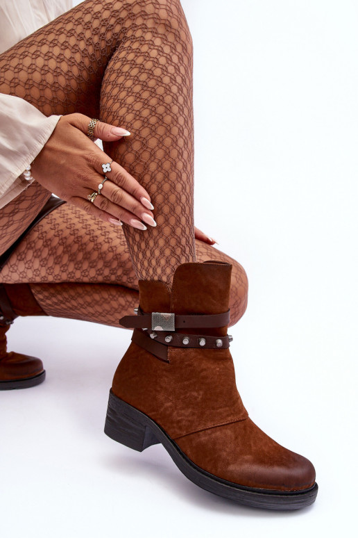 Verwarmde Laarzen met hakken in de bruine kleur Effie Verwarmde Laarzen met hakken in de bruine kleur Effie