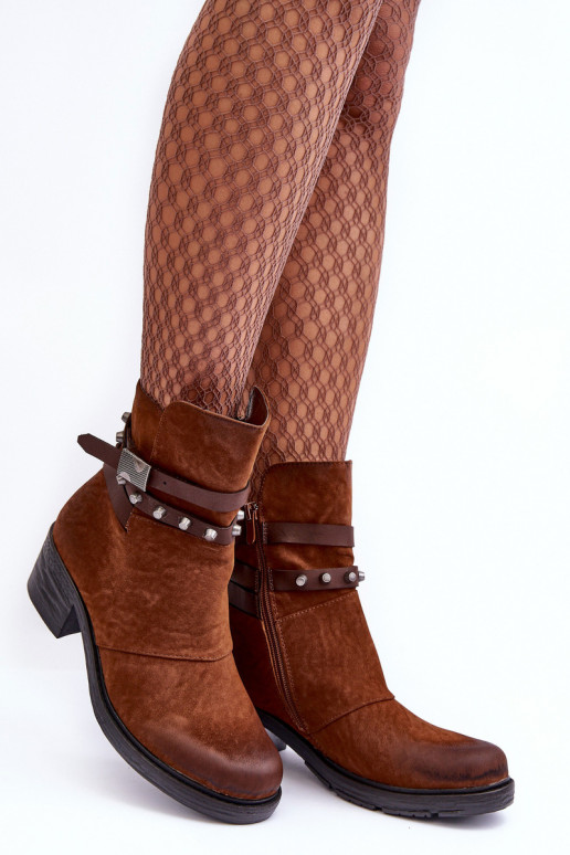 Verwarmde Laarzen met hakken in de bruine kleur Effie Verwarmde Laarzen met hakken in de bruine kleur Effie